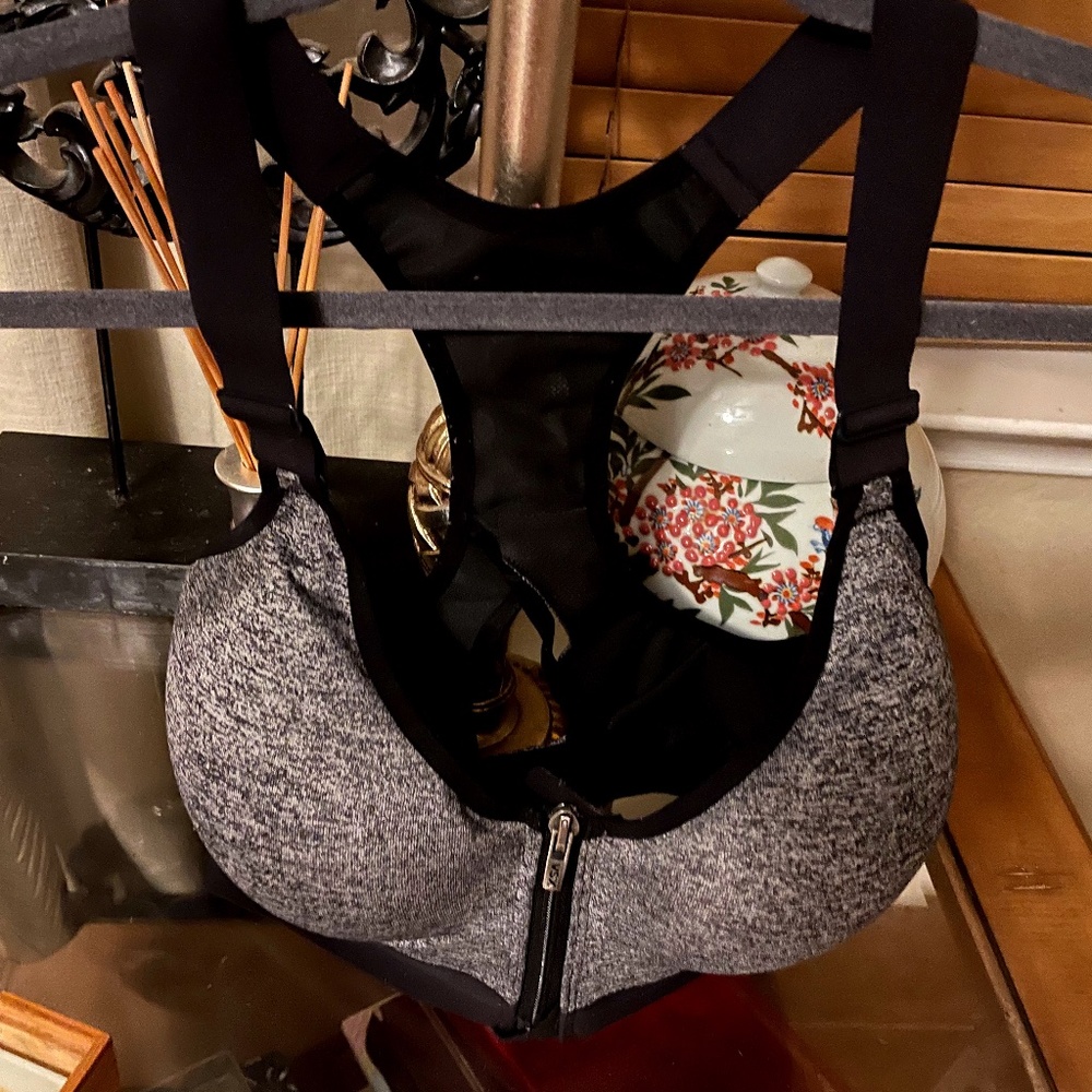 Victoria Secret Sports Bra